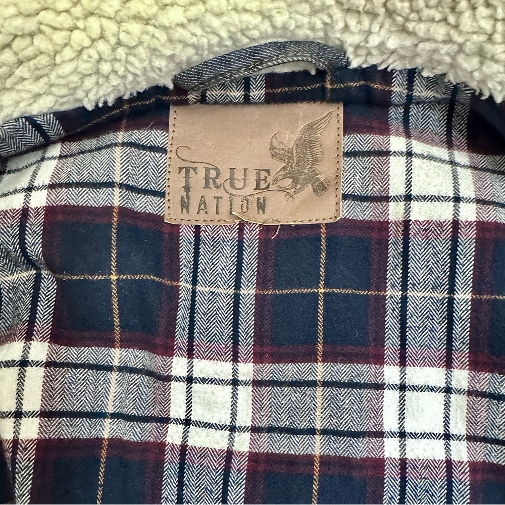 True Nation by DXL Men's Big & Tall Dark Blue Denim Sherpa & Plaid Lined Jacket - Picture 9 of 9